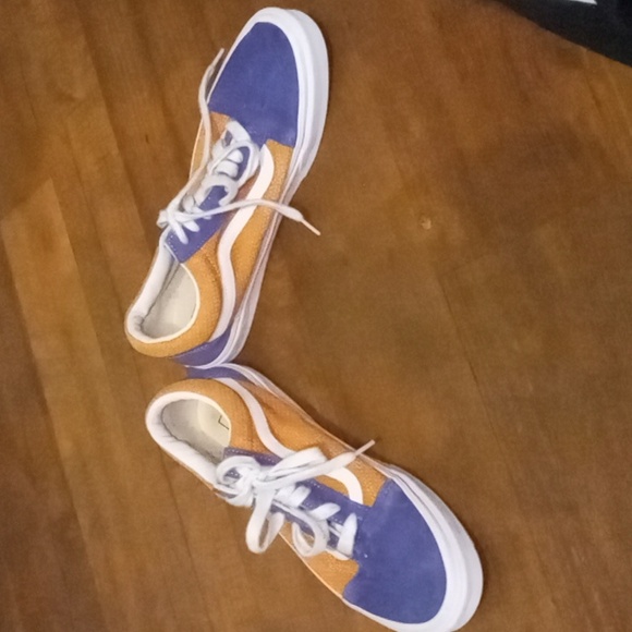 VANS - Picture 5 of 5